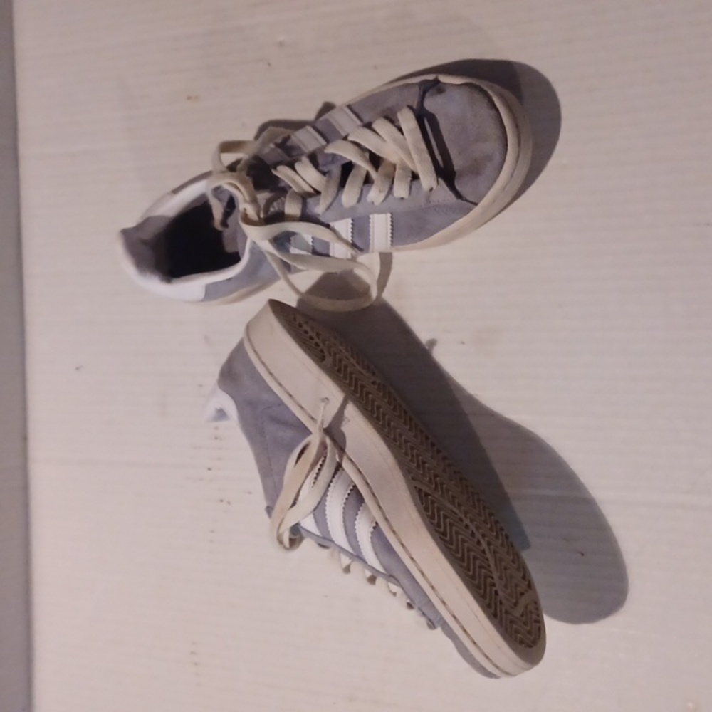 4/$30 Blue Adidas Flat Bottom Sneakers - Size US 3.5 (Youth)